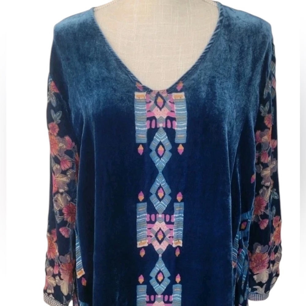 Johnny Was Fabiana Aztec silk velvet Burnout tunic NWT - Picture 8 of 13